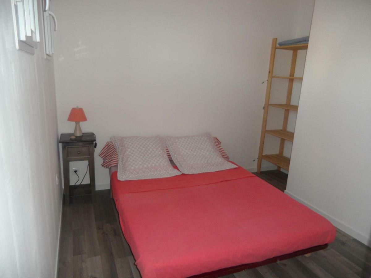 Mas Vincent Apartment La Fare-les-Oliviers Exterior foto