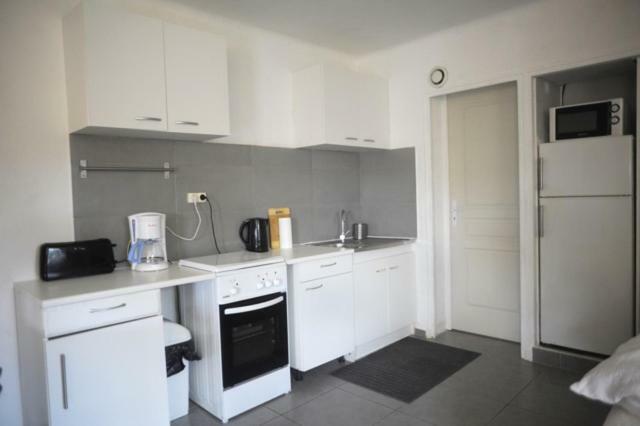 Mas Vincent Apartment La Fare-les-Oliviers Exterior foto